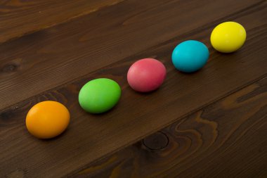 Paskalya renkli yumurtalar