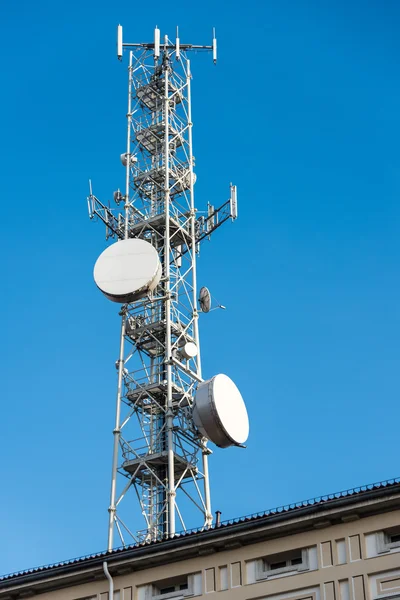 Mobil antenler ve çanak kafes