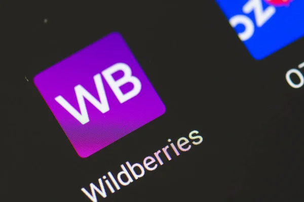 UFA, RUSSLAND - 5. Mai 2021: Wildbeeren-Logo-App auf Smartphone, Online-Marktplatz — Stockfoto