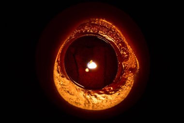 Yanan mumlar yakın çekim