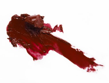 ezilmiş kırmızı ruj