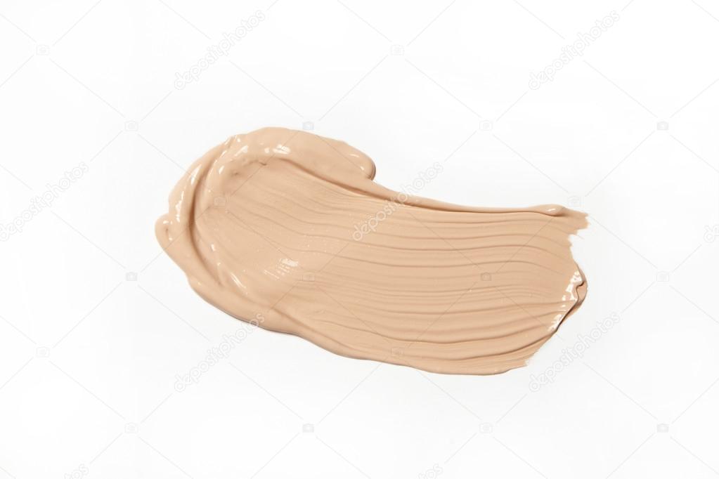 smeared foundation natural make up