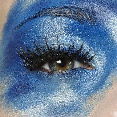 Mavi makyaj göz