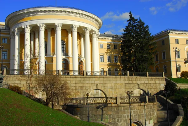 Október palace Kijevben — Stock Fotó