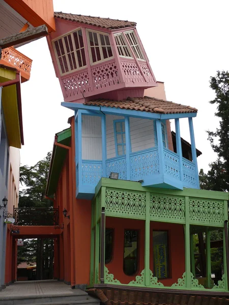 Tiflis şehir. Sıradışı ev.
