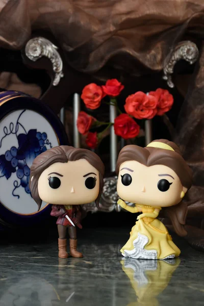 Disney animasyon filmi Beauty and the Beast 'ten Prenses Belle' in popüler TV dizisi 