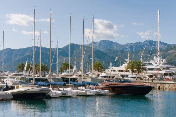 Vista de Porto Montenegro. La ciudad de Tivat. Montenegro — Foto de Stock