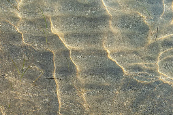 Αφηρημένη Φυσική Υφή Ρηχά Νερά Αμμουδιά Την Ηλιόλουστη Μέρα — Φωτογραφία Αρχείου