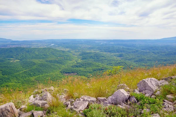 Hermoso Paisaje Verde Verano Fondo Natural Con Cielo Valle Verde — Foto de Stock