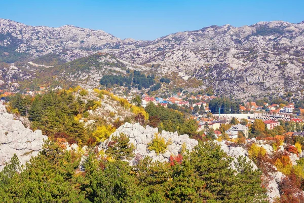 Dağlarda Güneşli Bir Sonbahar Günü Güzel Dağ Manzarası Karadağ Dinariç — Stok fotoğraf