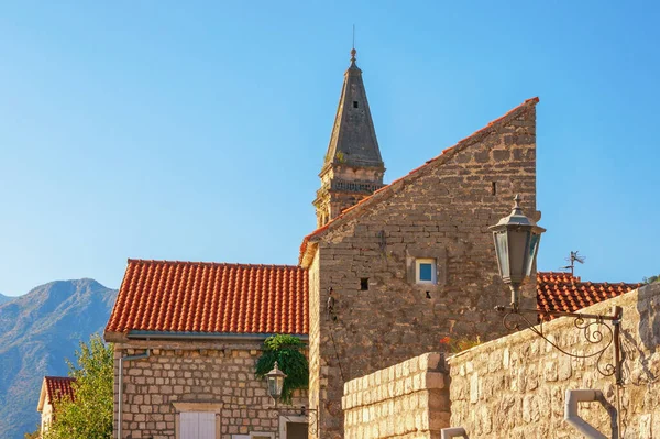 Černá Hora Pohled Starobylé Město Perast Zvonicí Kostela Mikuláše Skyline — Stock fotografie