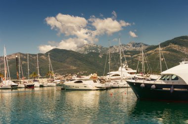 Tivat şehir limanda. Karadağ