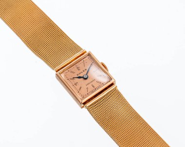 Rolex el yaralanması saat, hassas model, referans 3519, somon rengi kadranlı 18 kt altın çanta. Milan, İtalya, 14 Nisan 2025