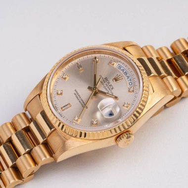 Rolex Day marka otomatik kurmalı saat, referans 18238, 18kt sarı altın çanta, gümüş arama ve elmaslar. Milan mı? İtalya 1 Eylül 2025