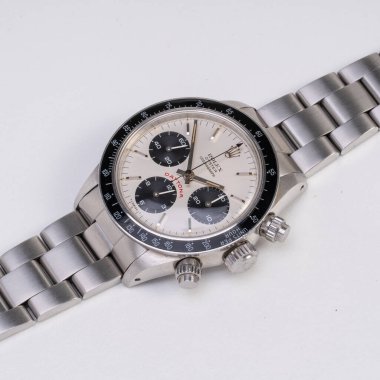 Rolex Daytona el yapımı kronograf, referans 6263, gümüş kadranlı çelik kasa ve Bakelite bezel. Milan mı? İtalya 1 Eylül 2025