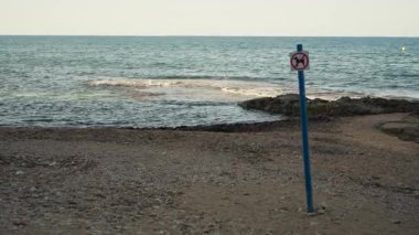 Sahilde deniz ve deniz