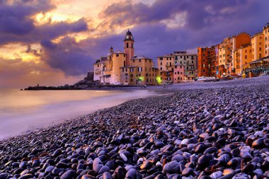 Camogli günbatımı, İtalya