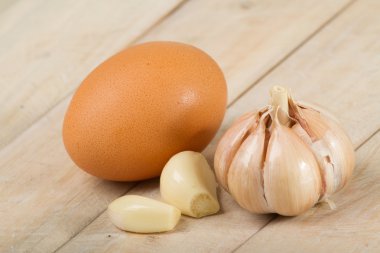 yumurta sarımsak ve limon farklı açılardan yapma