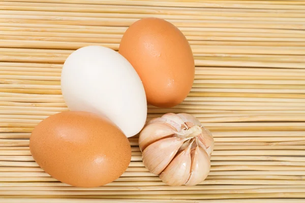 yumurta sarımsak ve limon farklı açılardan yapma