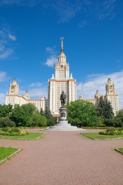 Moskova Devlet Üniversitesi M. V. Lomonosov sonra adında. Mikhail Lomonosov anıt