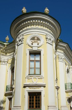 Moskova, Rusya - 30 Ağustos 2019: Kuskovo Müzesi 'ndeki Hermitage pavyonunun bir parçası