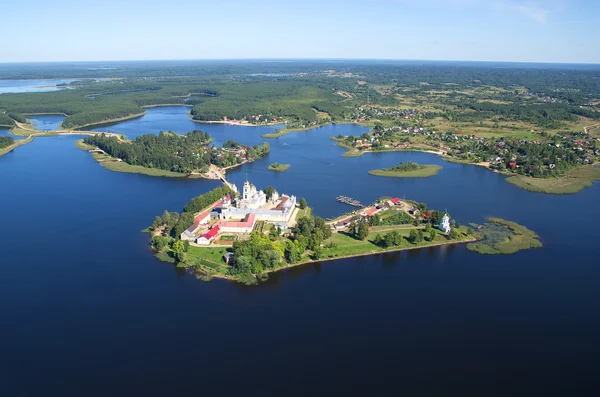 Los desiertos de Nilo-stolobenskaya (Nil) y el lago Seliger . — Foto de Stock