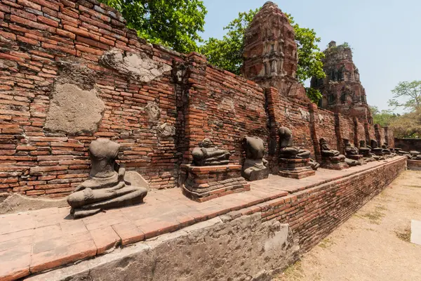 Antik Buda Mahathat Tapınak