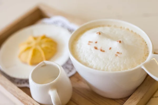 Kitty 3d latte sanat.