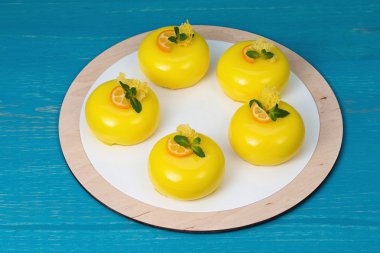 tutku meyve ile beş mango mousse kek sır