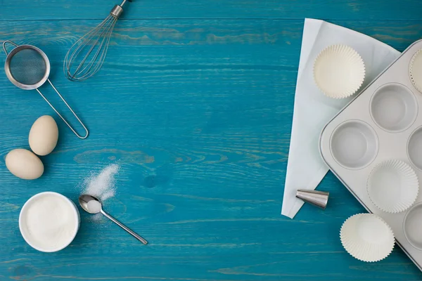 Araçlar ve malzemeler kek yapmak için