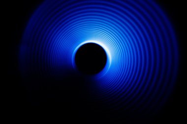 Karanlıktaki ses dalgaları