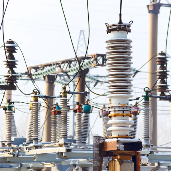 yüksek voltaj elektrik gücü