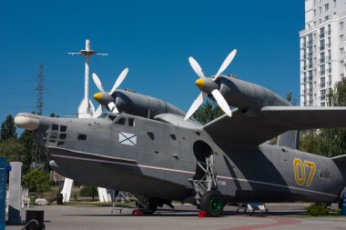 Uçak gemisi olmak-12