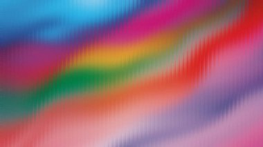 Gökkuşağı soyut renk akışı dikey tırtıklı doku ile dinamik bir etki yaratır.