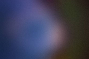 Yumuşak mavi, mor ve yeşil tonlara sahip koyu soyut bir arkaplan ve ince bir tahıl...