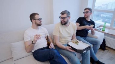 Friends House Party Evde