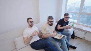 Friends House Party Evde