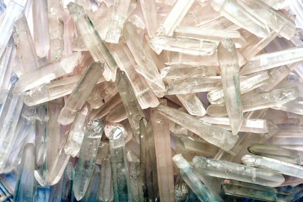 Birçok doğal kuvars kristalleri buz şeklinde Telifsiz Stok Imajlar