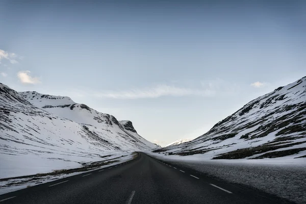 Carretera remota en Islandia — Foto de Stock