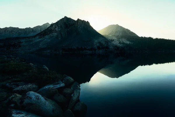 Krajina v horách Sierra Nevada — Stock fotografie