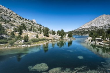 Sierra Nevada dağlarında manzara