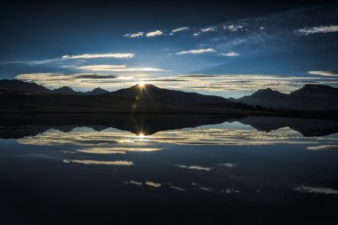 Sierra Nevada dağlarında manzara