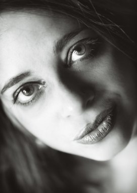 Genç bir kadının portresi