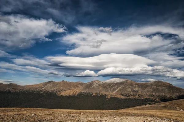 Paisaje en el Parque Nacional de las Montañas Rocosas —  Fotos de Stock