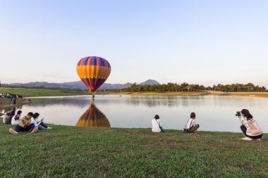 Chiangrai, Tayland - 29 Kasım 2015: sıcak hava balon çiftlik festiva