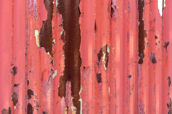 Іржавий гофрований металевий паркан — стокове фото