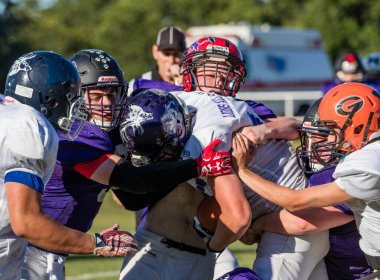 Kalabalığın içine çökmesini