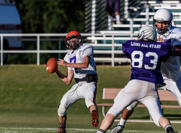 Action de football au lycée — Photo