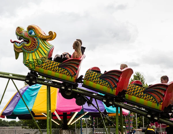 Dragon Ride at the County Fair — Stock Photo, Image