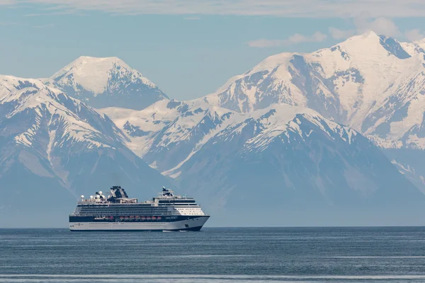 Cruising Hubbard Glacier — Stockfoto